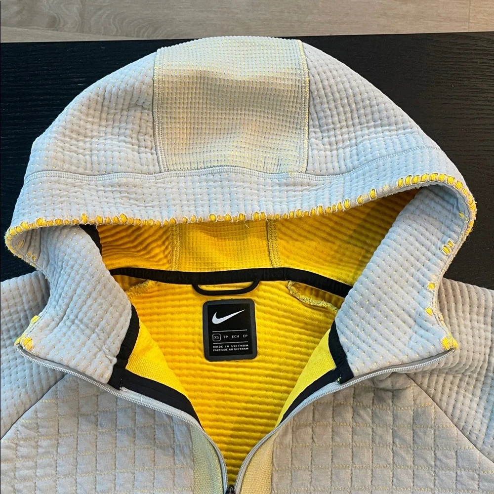 Nike jacket - Picture 5 of 9